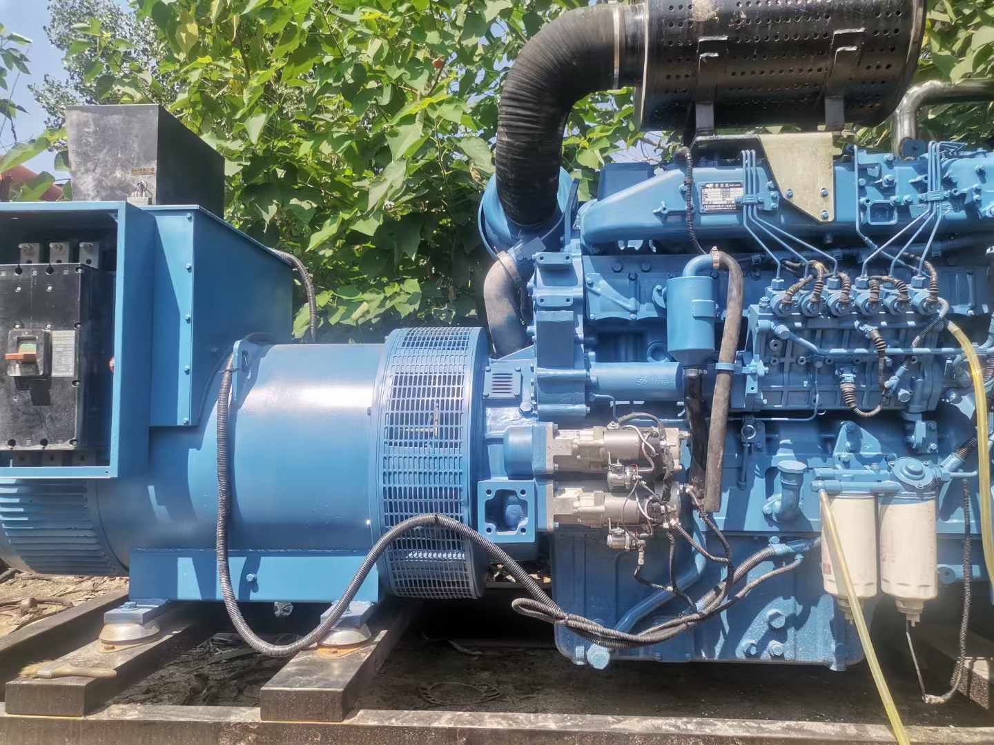 澄江详细说明降低 800kW 柴油发电机输出电流波动的方法